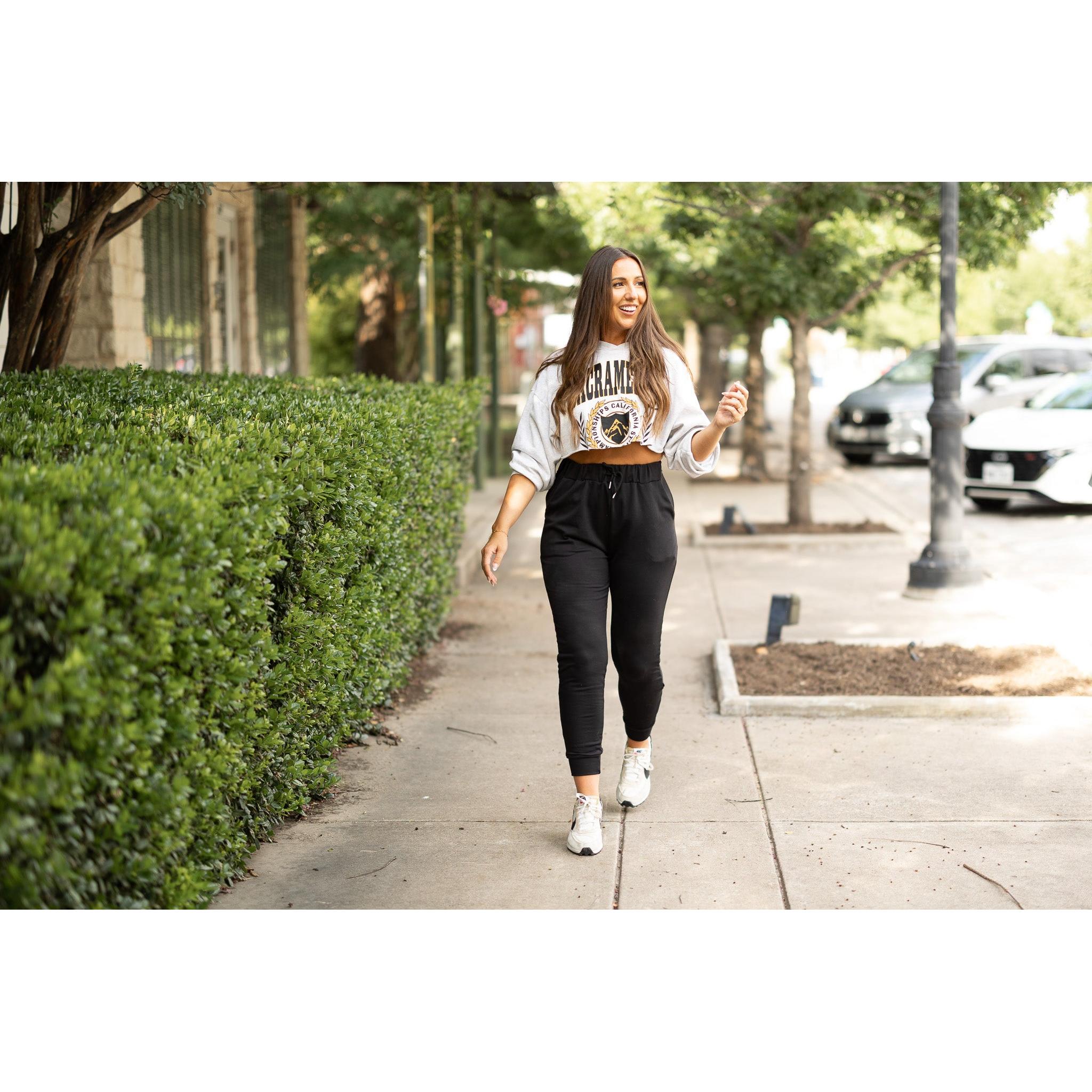 Ready to Ship | The Braelyn - Black Fleece Jogger